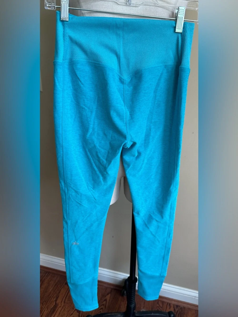 Alo Yoga High Waist Alosoft Lounge Leggings, Medium